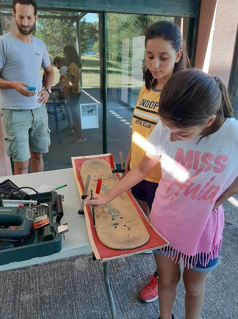 30 skates pour les jeunes des maisons de quartiers