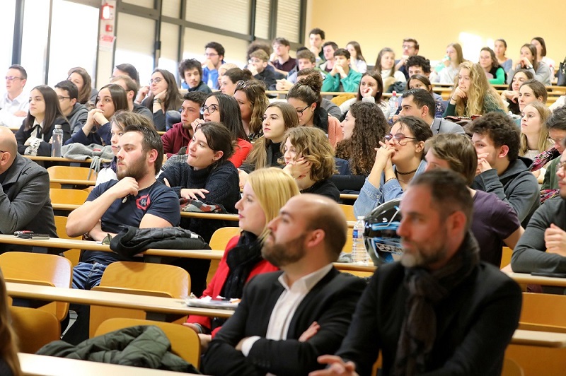 Champollion encore sur le podium