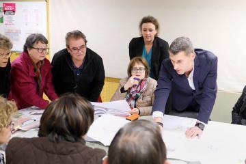 Intéressant et toujours constructif conseil de quartier de la Renaudié hier soir (exceptionnellement dans les locaux de l’ancien réfectoire de l’école de la Viscose....en attendant la fin des travaux d’agrandissement de la maison de quartier!)