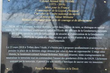 Colonel Arnaud Beltrame, Albi se tient debout devant vous, devant ces 3 couleurs que vous chérissiez tant....🇫🇷
