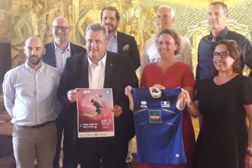 Signature hier d’une convention triennale avec le Volley-Ball Albigeois et le Président de la Fédération Française de Volley: les jeunes joueuses potentiellement selectionnables pour les JO de 2024 viendront affronter les meilleures équipes françaises sur le terrain du Cosec!!! Une véritable chance pour les Albigeois de pouvoir assister à ces 13 matchs par saison!