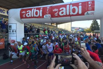 Départ ce matin des championnats du monde de 24h de marche 🏃‍♀️🏃🏻‍♂️à Albi, sous le soleil....