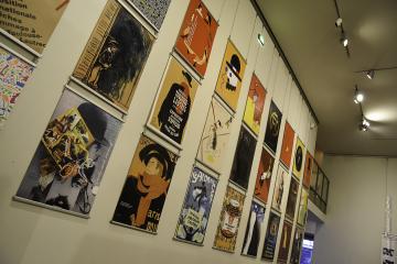 Accrochage de l'expo du MTL