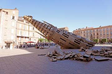 Structure géante de cartons Olivier Grossetête - Nuit Pastel 2019