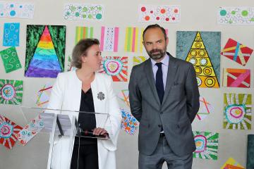 Inauguration par le Premier ministre de l'unité d'enseignement élémentaire pour enfants autistes à l'école Rochegude.