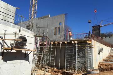 Visite du chantier de la future station de production d’eau mutualisée entre Albi, Saint Juery, Lescure et Arthès, en présence d’élus des 4 communes 🏗 Pour toujours garantir aux usagers un service public de l’eau de grande qualité et au meilleur coût....