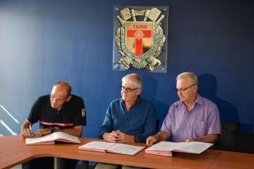 Les sapeurs pompiers d'Albi formés à la langue des signes
