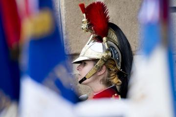 Exposition pour l'honneur des forces françaises de sécurité