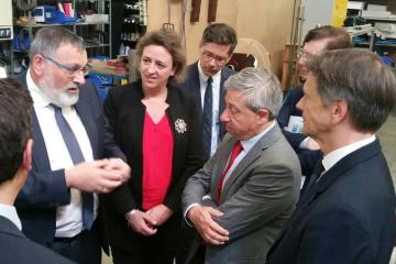 Monsieur le Préfet de Région, Etienne Guyot, était à Albi hier... Visite de la Cité épiscopale avant d’évoquer ensemble les dossiers patrimoniaux et culturels.... Et après midi consacrée à l’entreprise Mecanumeric, remarquable exemple de développement industriel sur notre territoire, sous l’impulsion de son dirigeant, Arthur Pais.